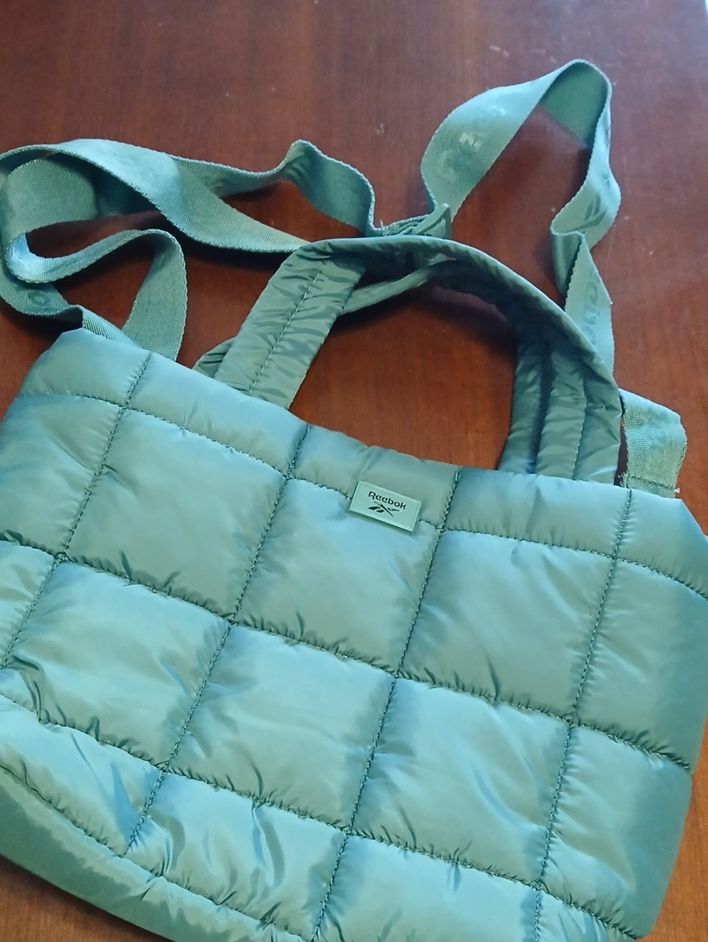 Reebok Quilted Tote Bag in GREEN